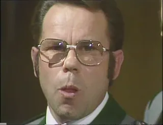 Cunning_Linguists.webm